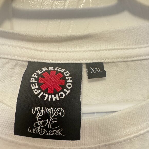 Red Hot Chilli Peppers Official Concert T Shirt - 2023 Tour - XXL - Picture 2 of 3